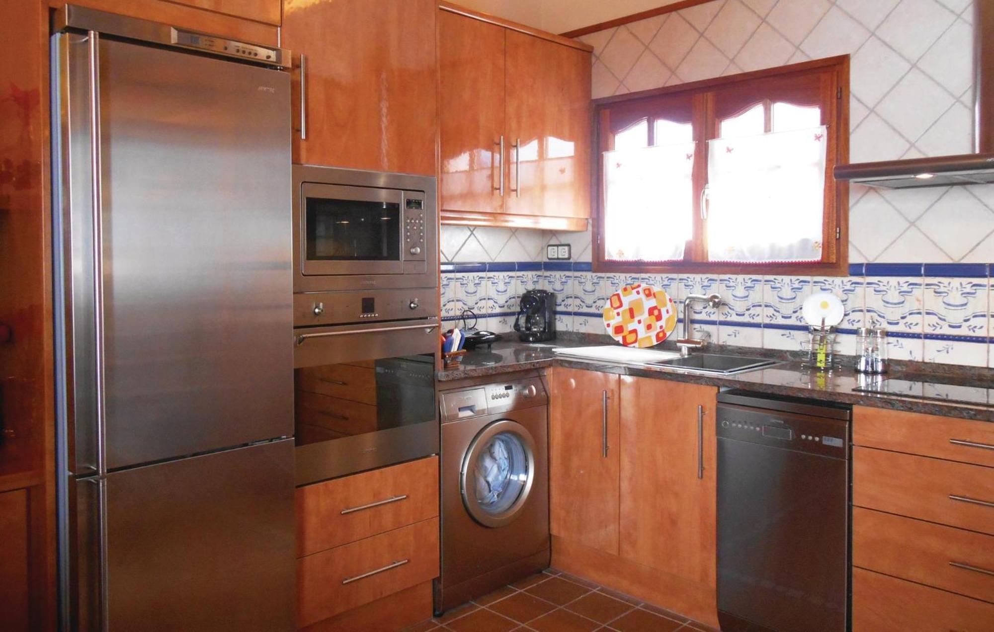 Amazing Apartment In Tossa De Mar With Wifi Zewnętrze zdjęcie