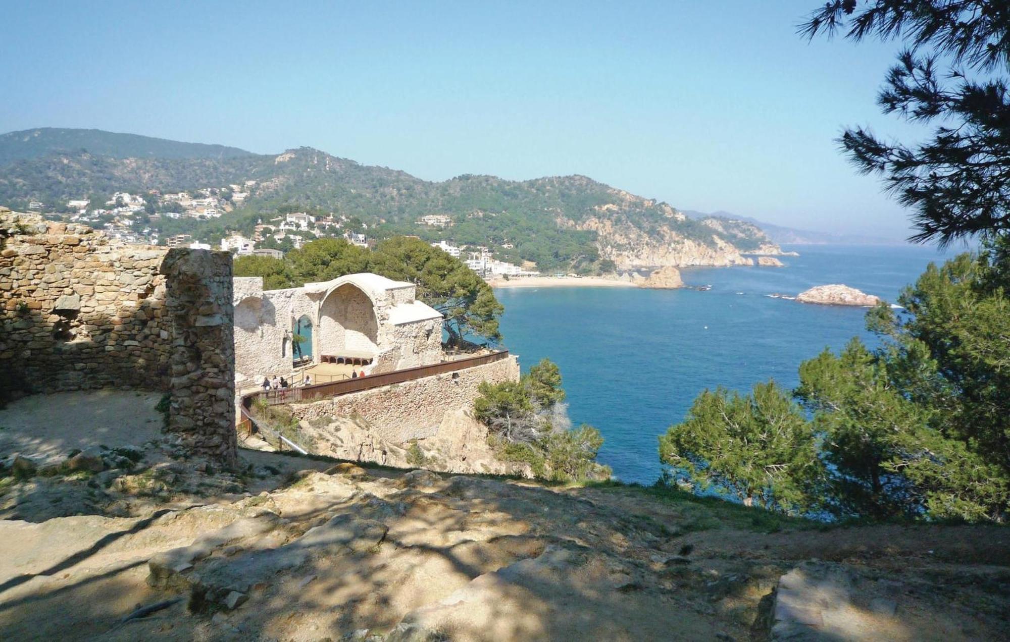 Amazing Apartment In Tossa De Mar With Wifi Zewnętrze zdjęcie